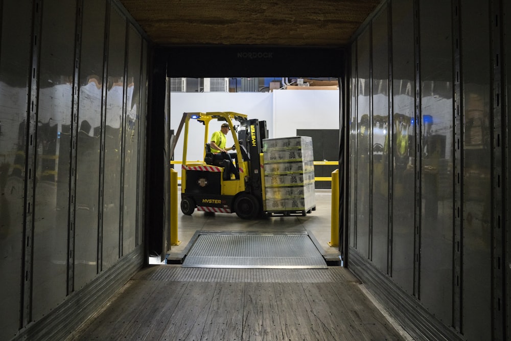 How to get a forklift licence